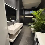 Solemar 2 Apartamento *