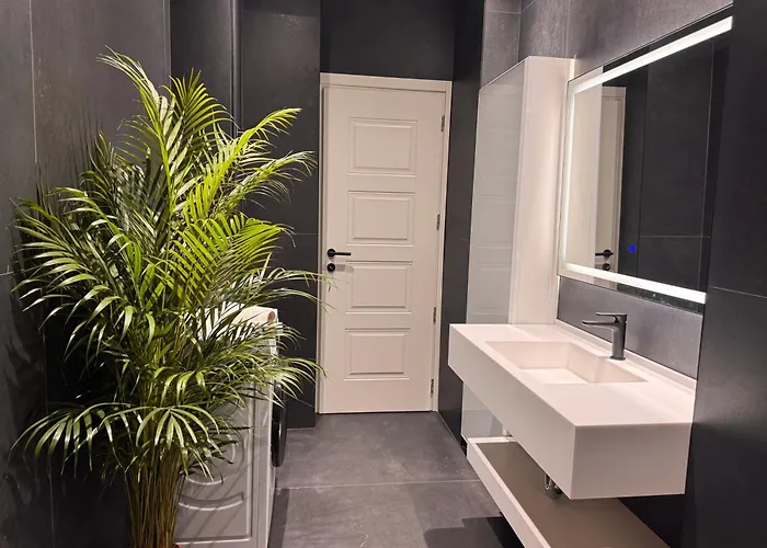 Solemar 2 * فلورا